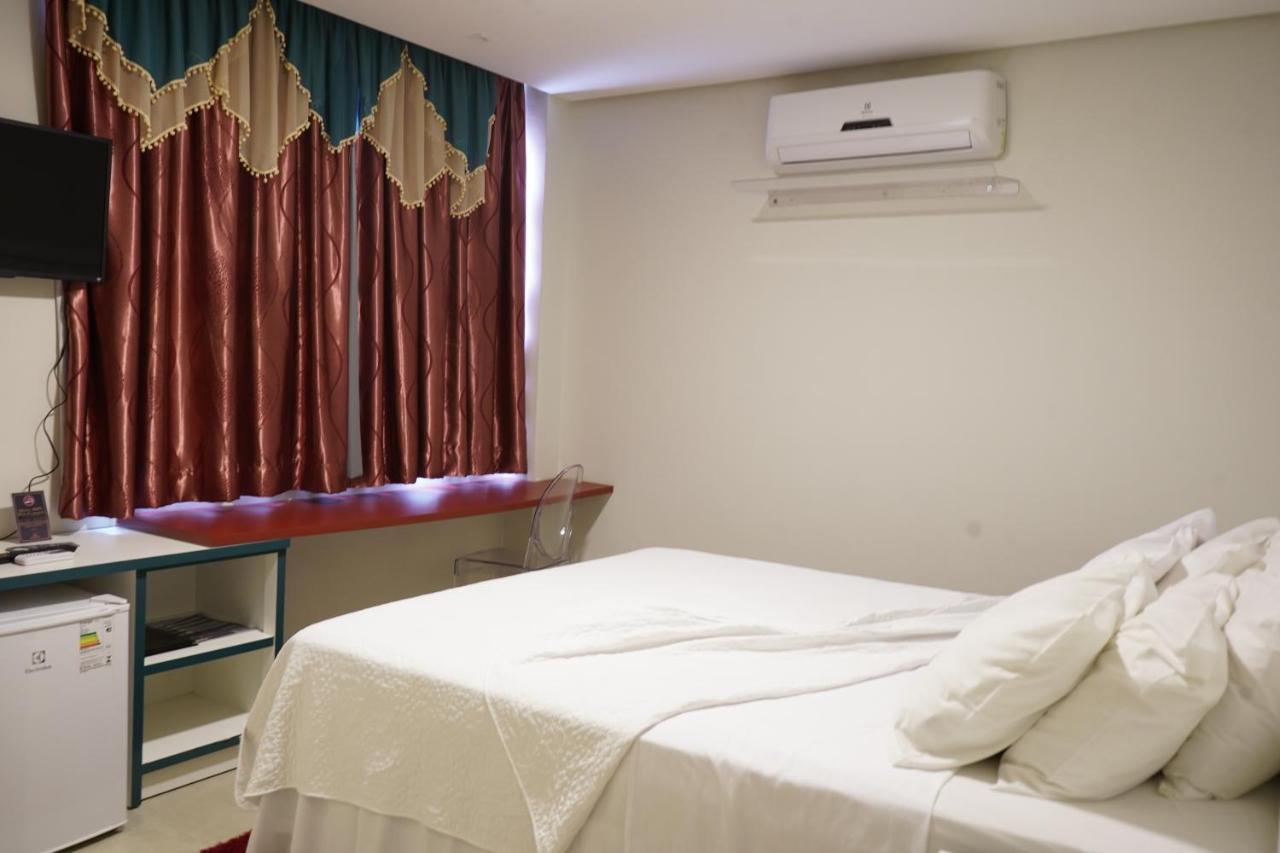Pak Suites Hotel Luís Eduardo Magalhães Esterno foto