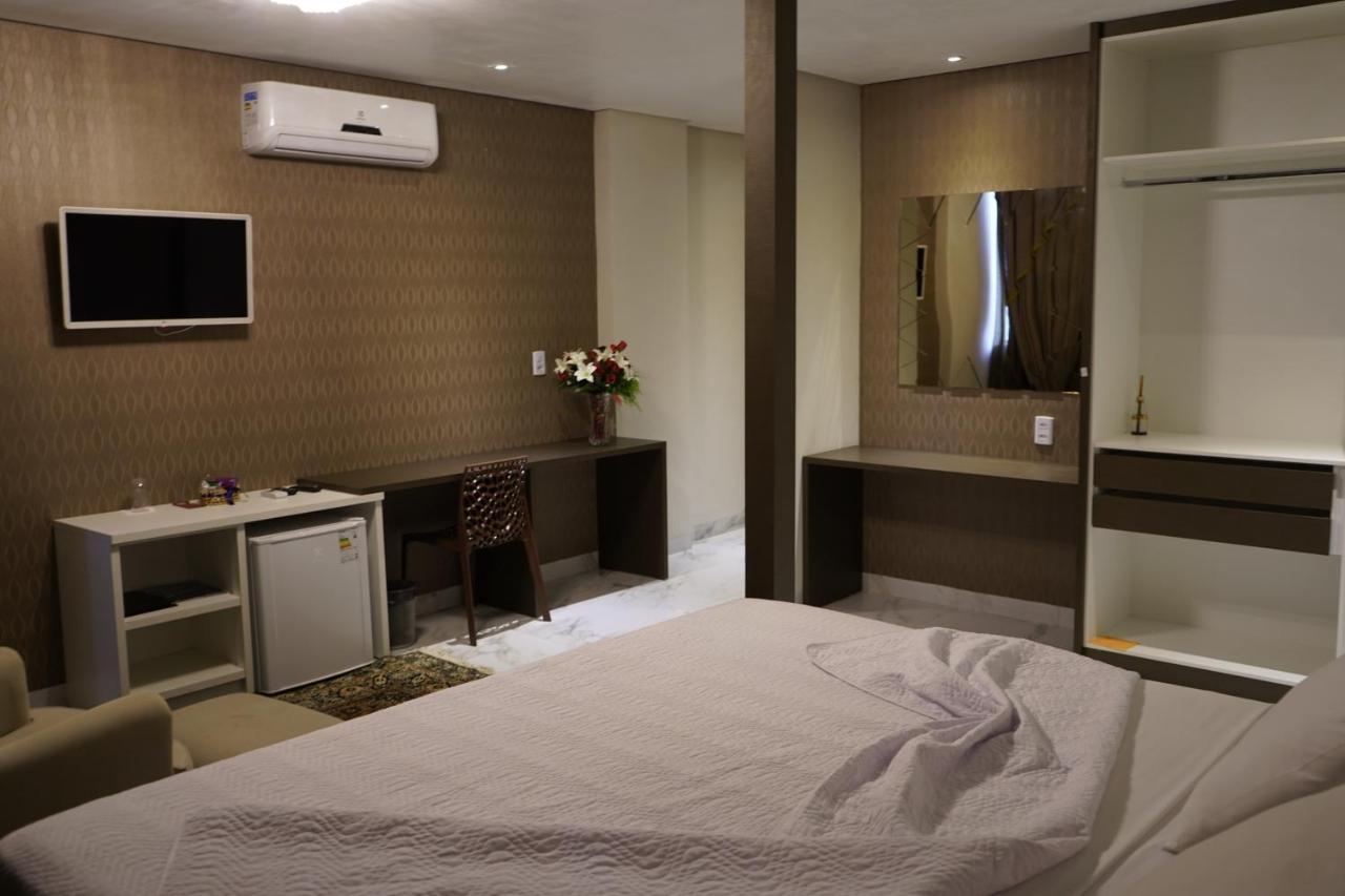 Pak Suites Hotel Luís Eduardo Magalhães Esterno foto