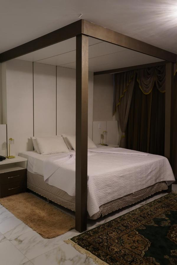 Pak Suites Hotel Luís Eduardo Magalhães Esterno foto