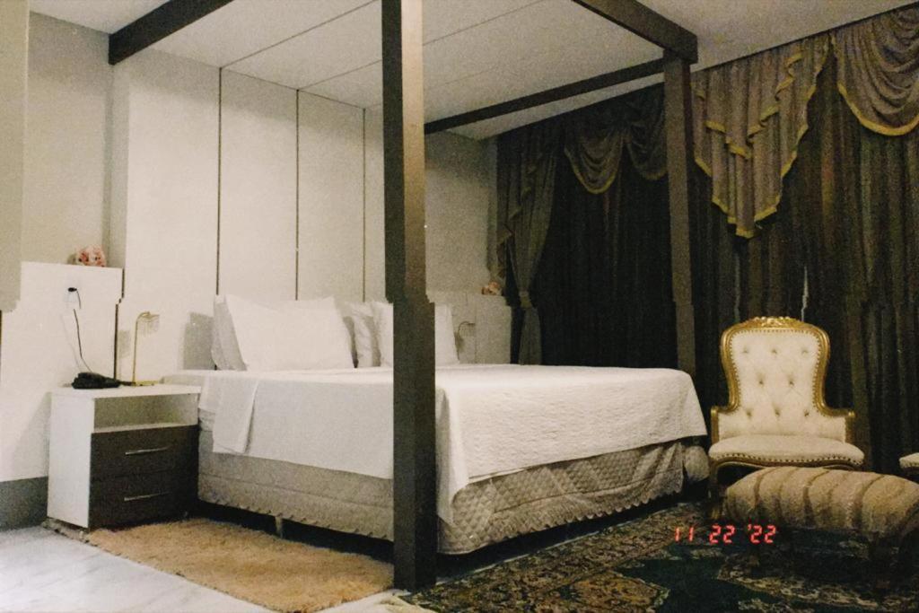 Pak Suites Hotel Luís Eduardo Magalhães Esterno foto